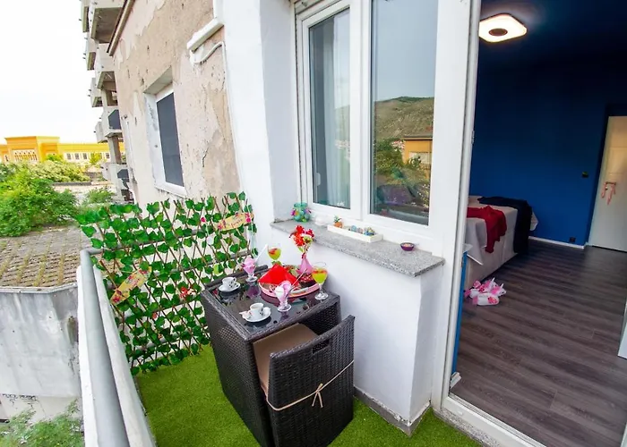 Smart * Μόσταρ